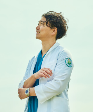 院長・デンタルヘルスディレクター 勝見 吉晴